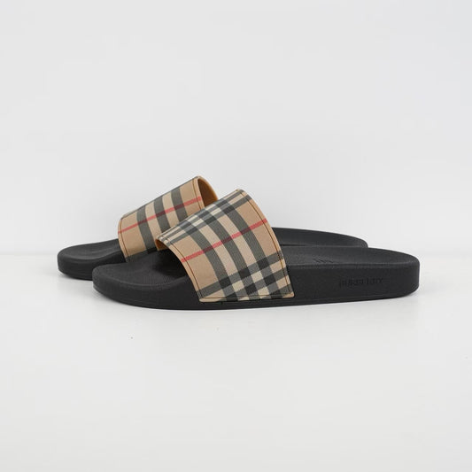 BURBERRY SLIPPERS